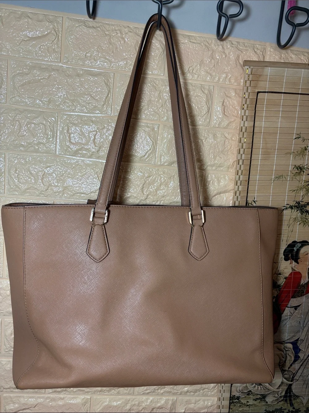 Tory Burch Tan Saffiano Leather Tote with Gold Logo 14.5”x11”x5.5”
